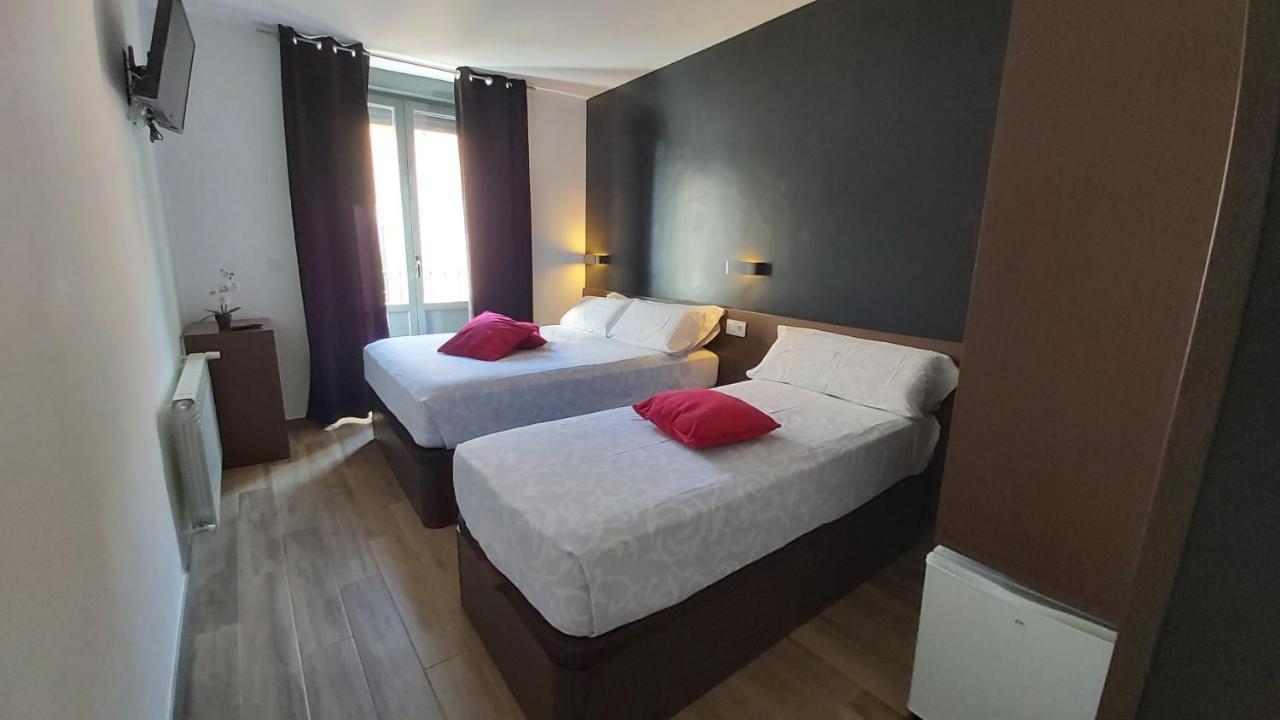 Hostal Corazon De Madrid Exterior foto